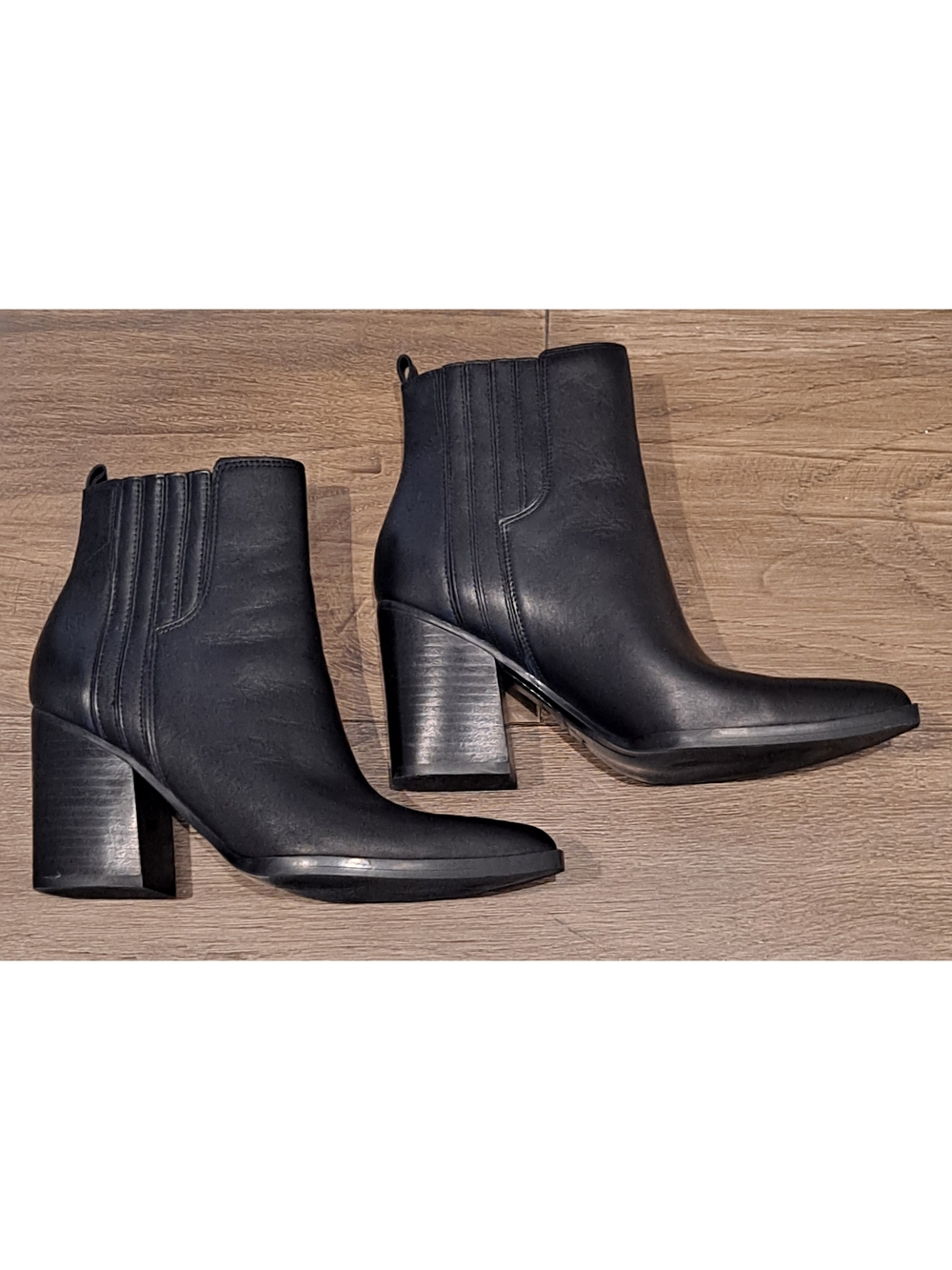 Marc Fisher Black Leather Block-Heel Ankle Booties - Picture 6 of 10